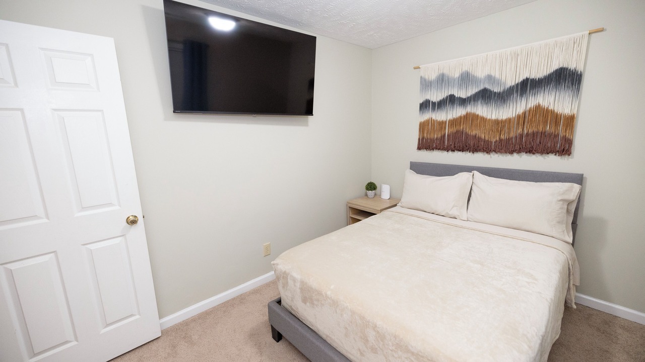 Photo of Bedroom in Cape Fear
