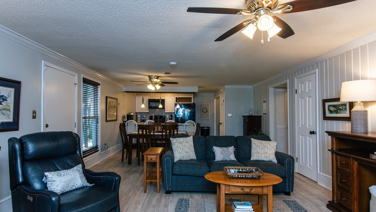 Photo of Livingroom in Ocean Ridge