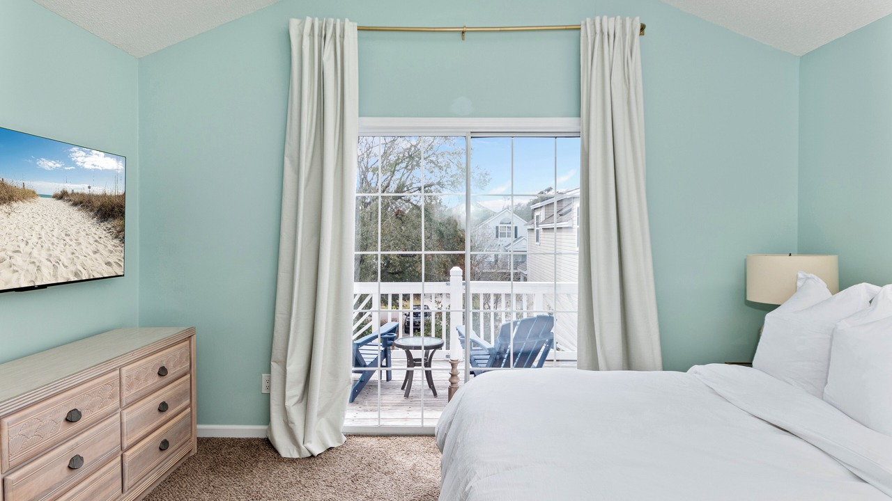 Photo of Bedroom in Surfside Beach