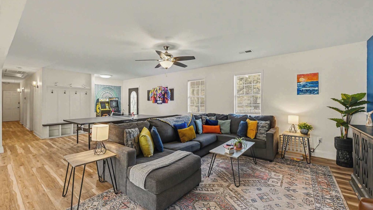Photo of Livingroom in Charleston
