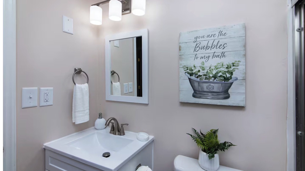 Photo of Bathroom in Ponderosa - Wingate