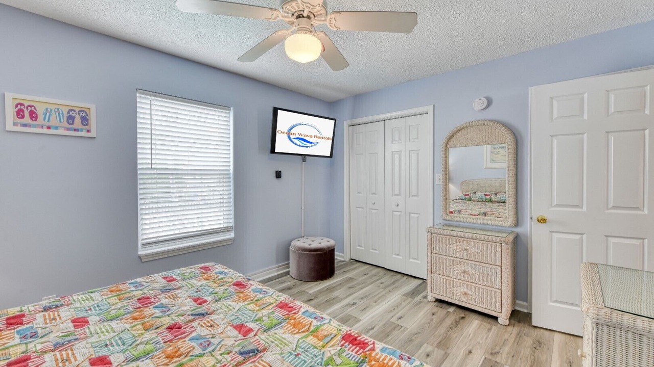 Photo of Bedroom in Surfside Beach
