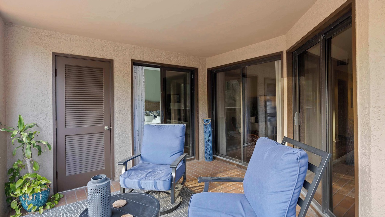 Photo of Patio Balcony in Shelter Cove