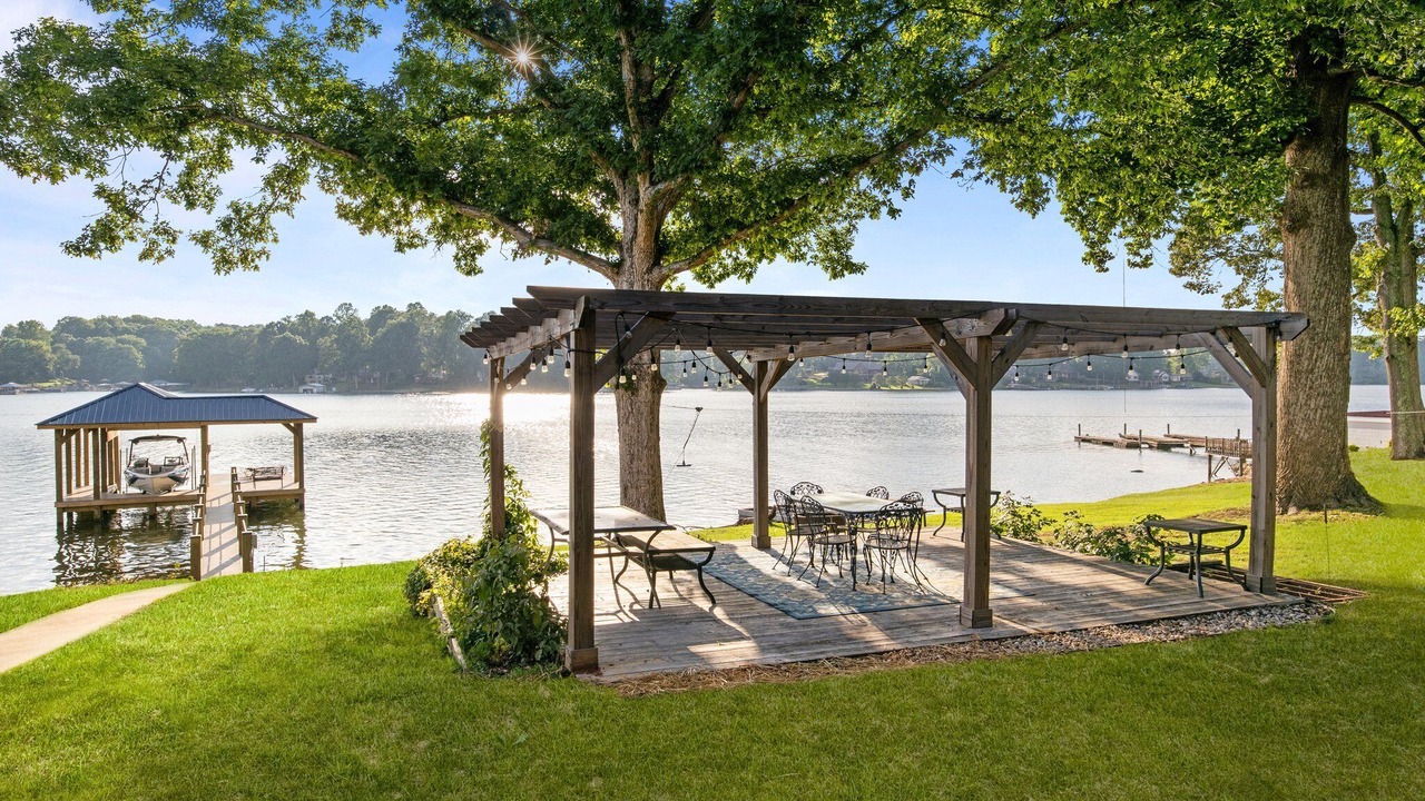 Photo of Outdoor in Lake Norman of Catawba