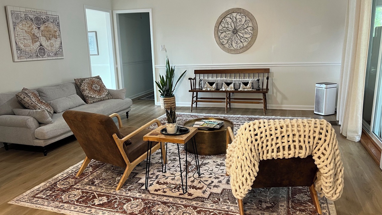 Photo of Livingroom in Greensboro