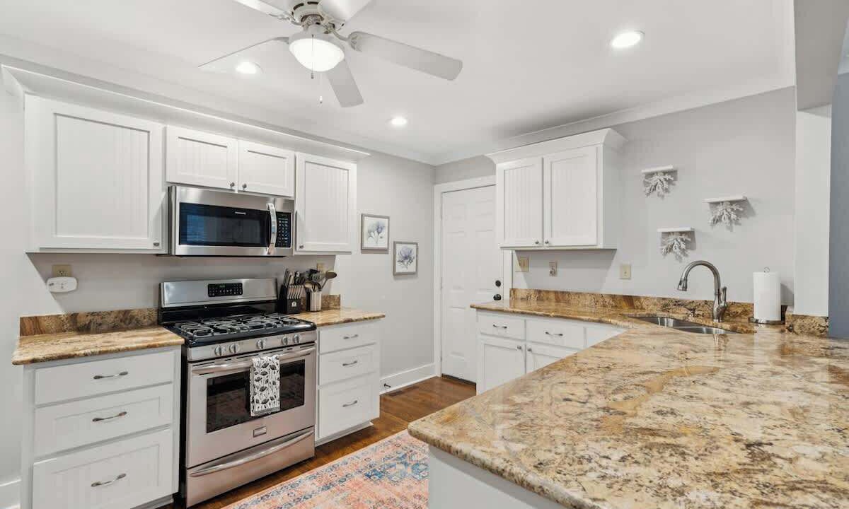 Photo of Kitchen in West Ashley