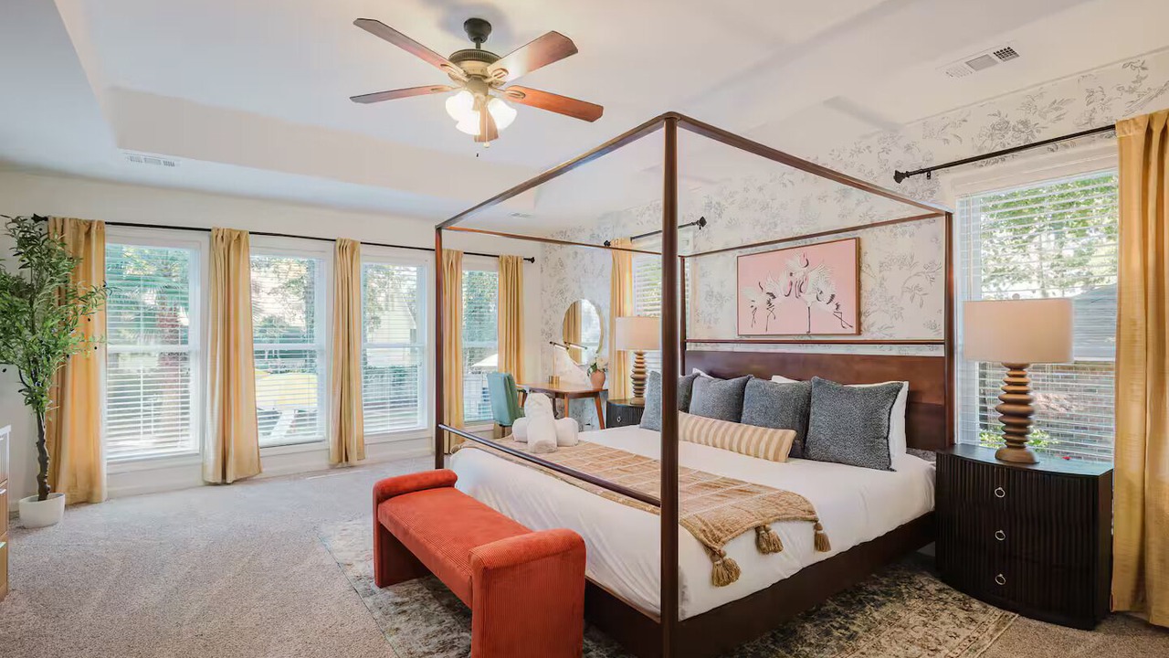 Photo of Bedroom in Savannah