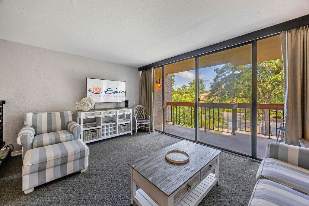 Photo of Livingroom in North Forest Beach