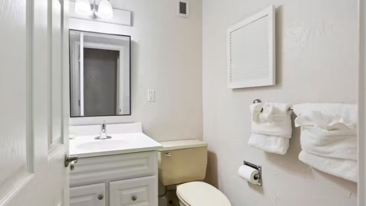 Photo of Bathroom in North Forest Beach