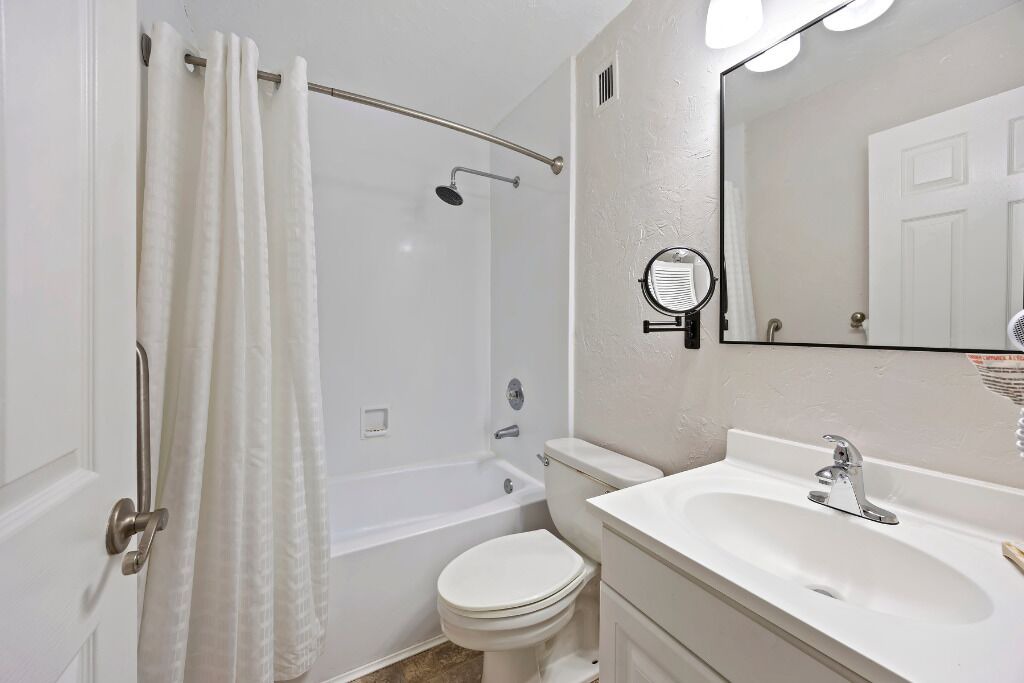 Photo of Bathroom in North Forest Beach