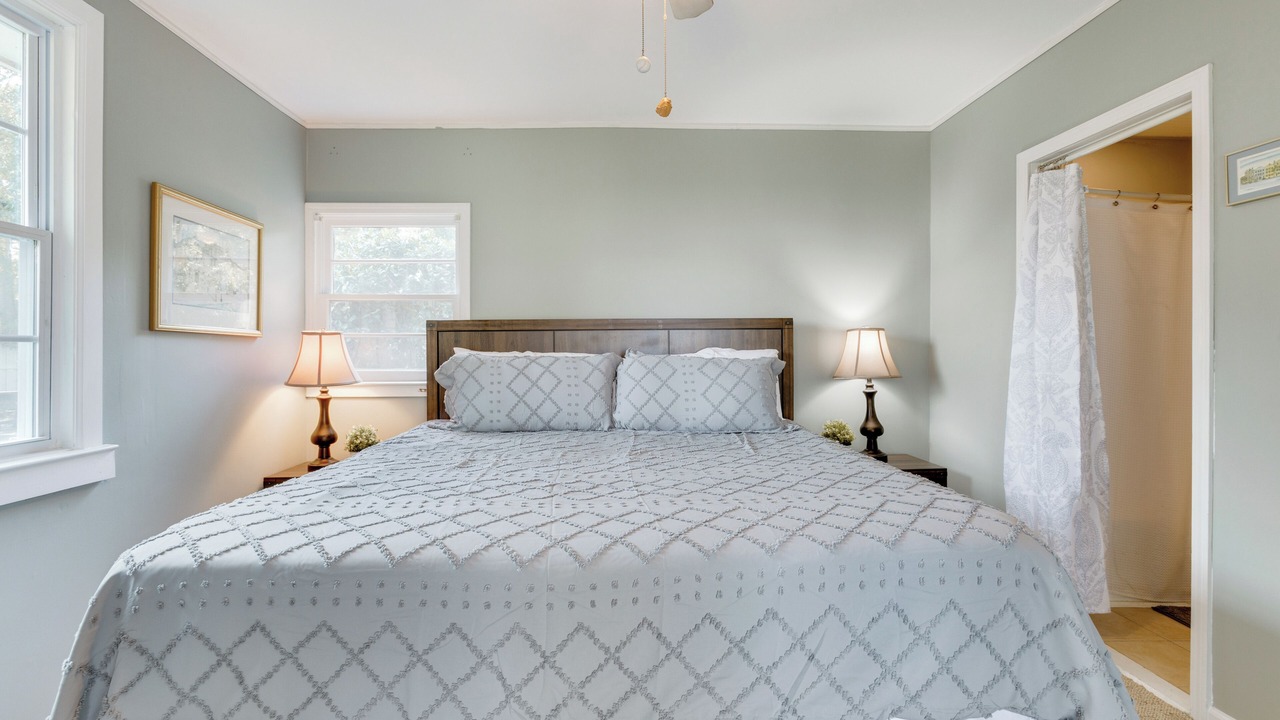 Photo of Bedroom in Russellville