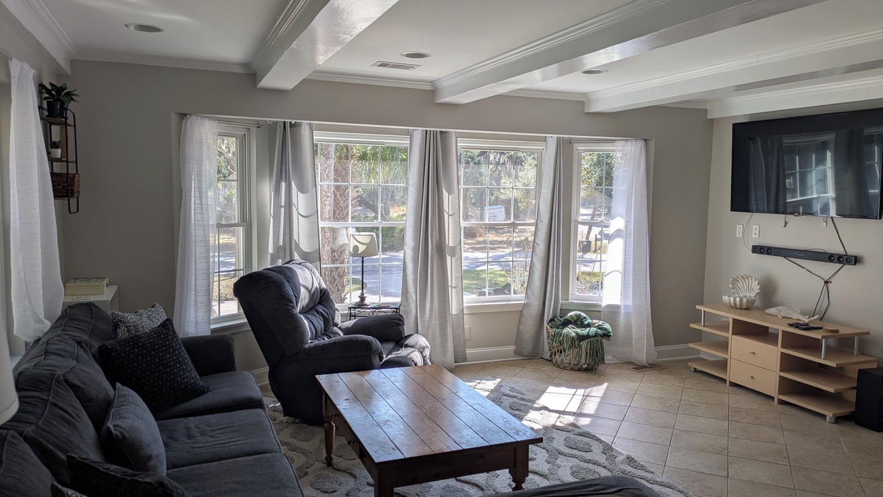 Photo of Livingroom in Blue Heron Lake