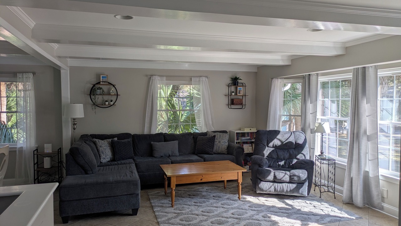 Photo of Livingroom in Blue Heron Lake