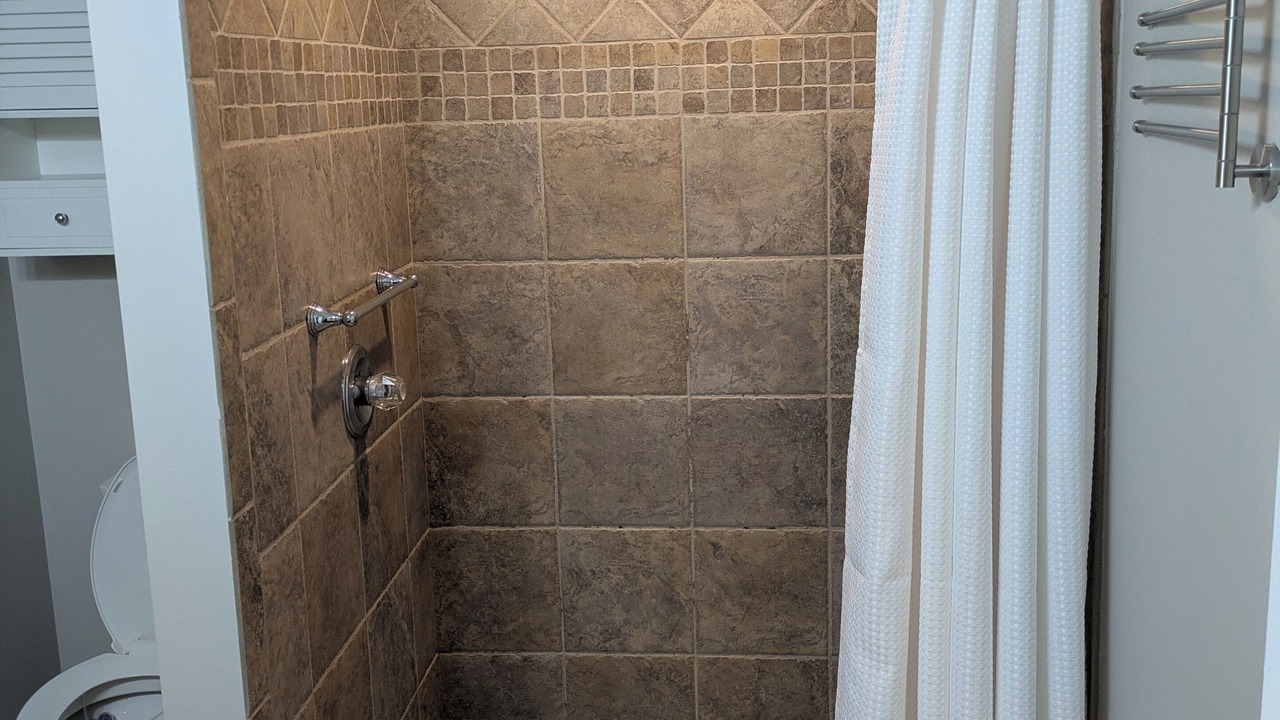 Photo of Bathroom in Blue Heron Lake