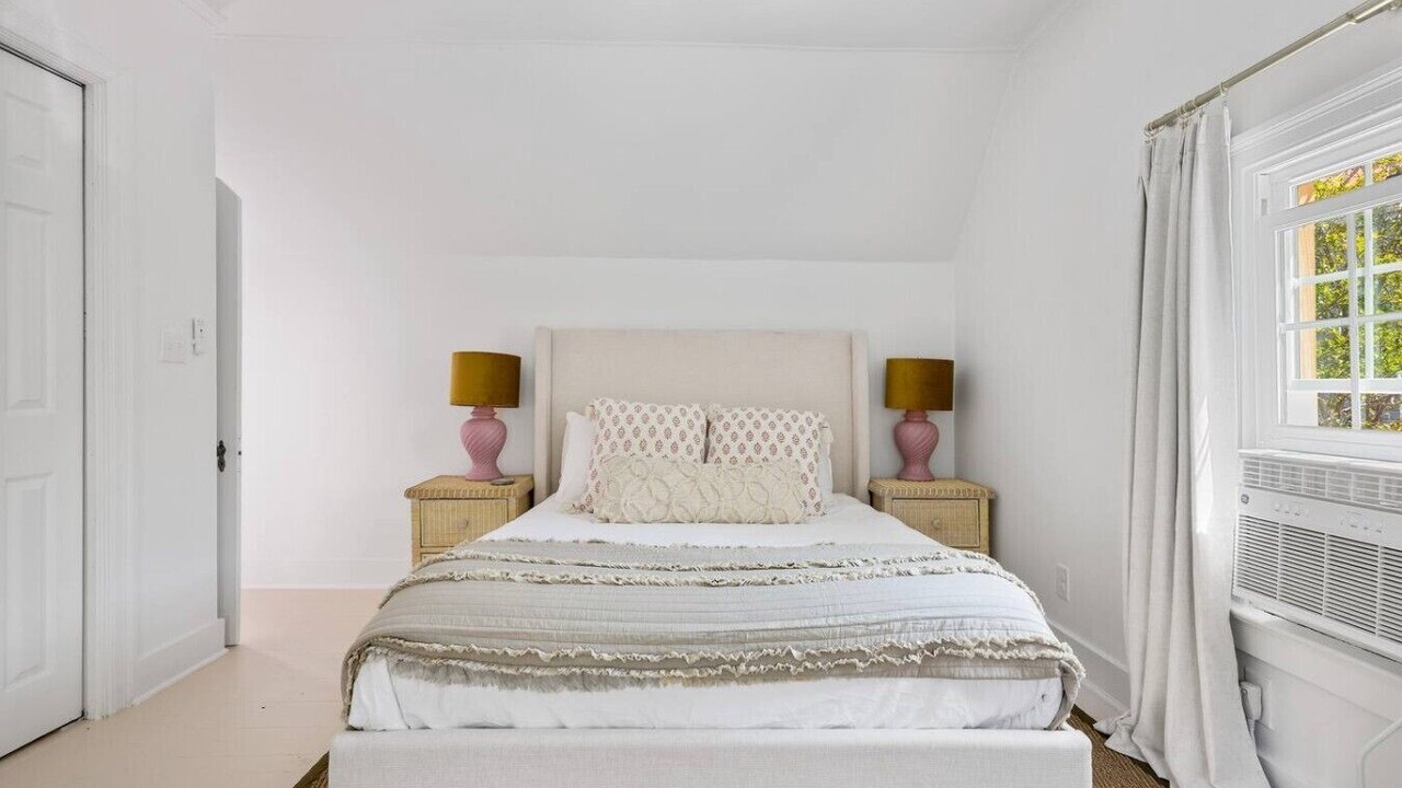 Photo of Bedroom in Harleston Village