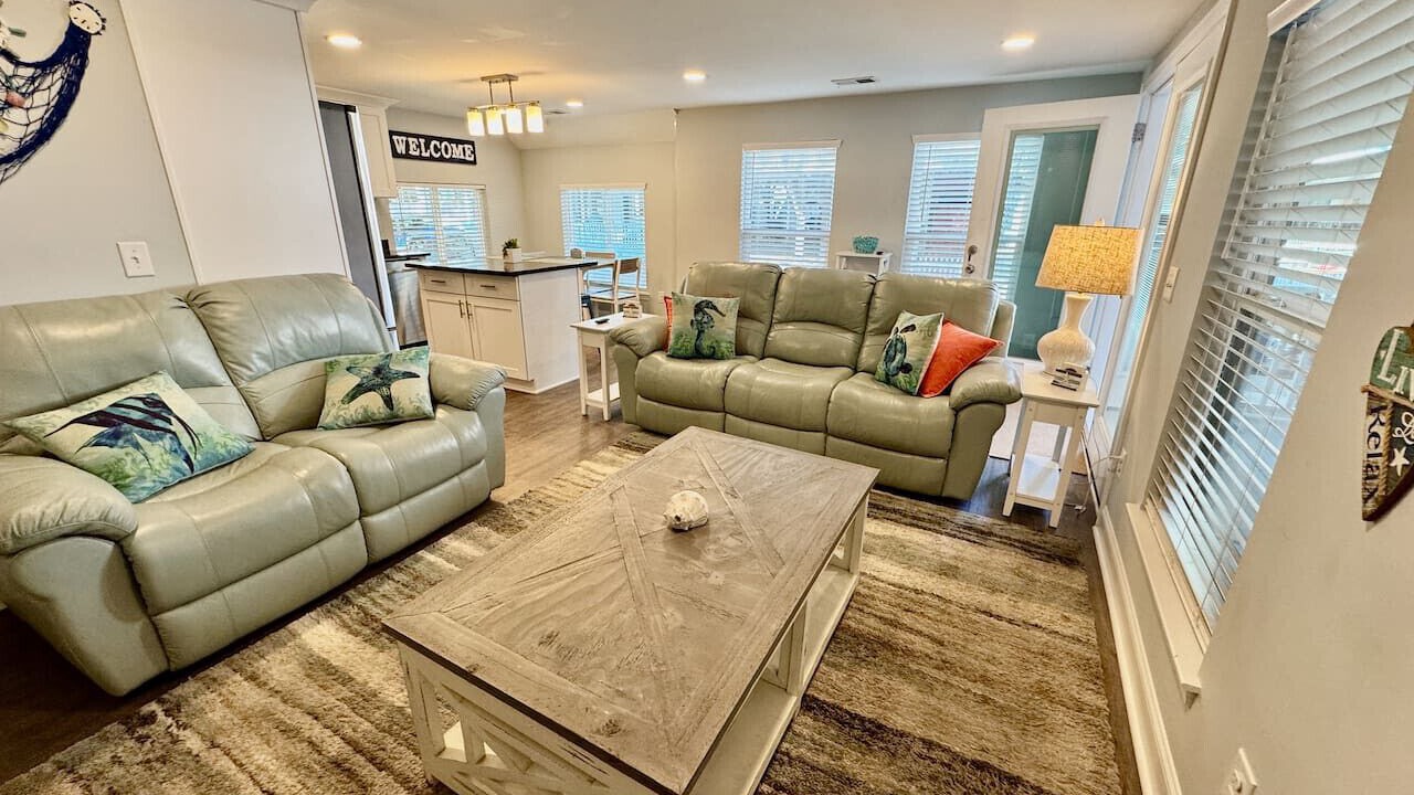 Photo of Livingroom in Surfside Beach