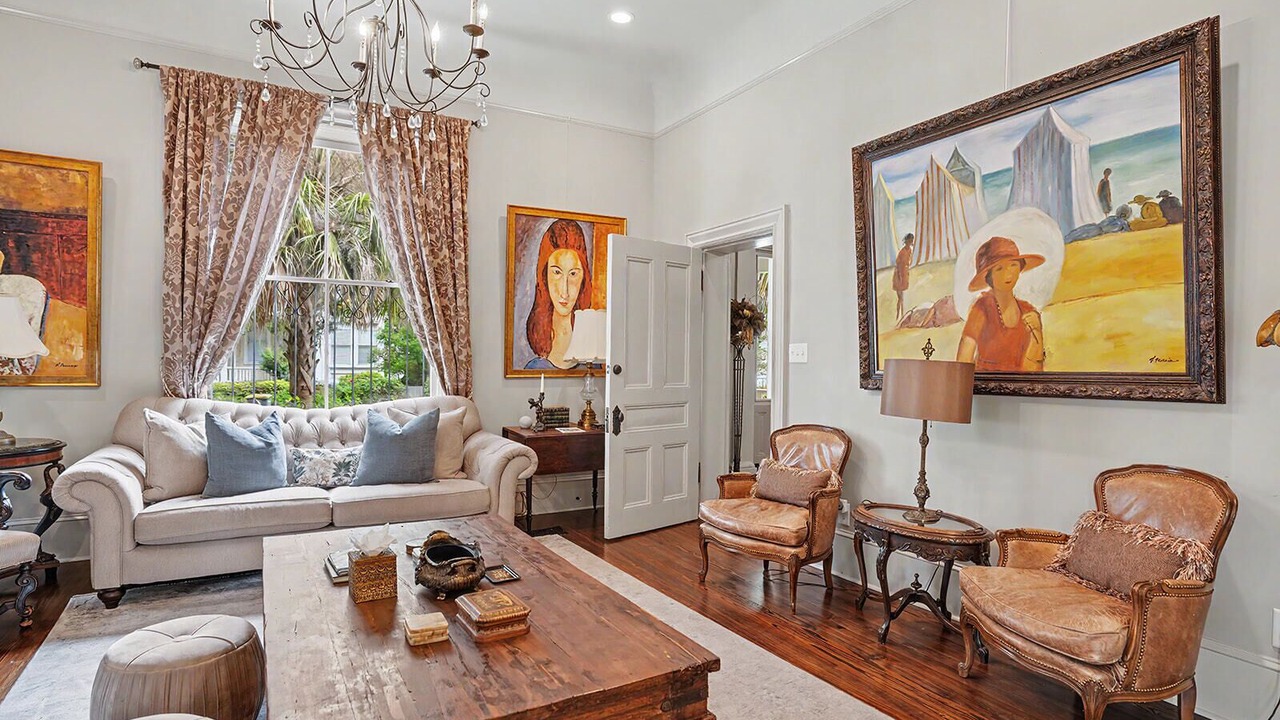 Photo of Livingroom in Metropolitan