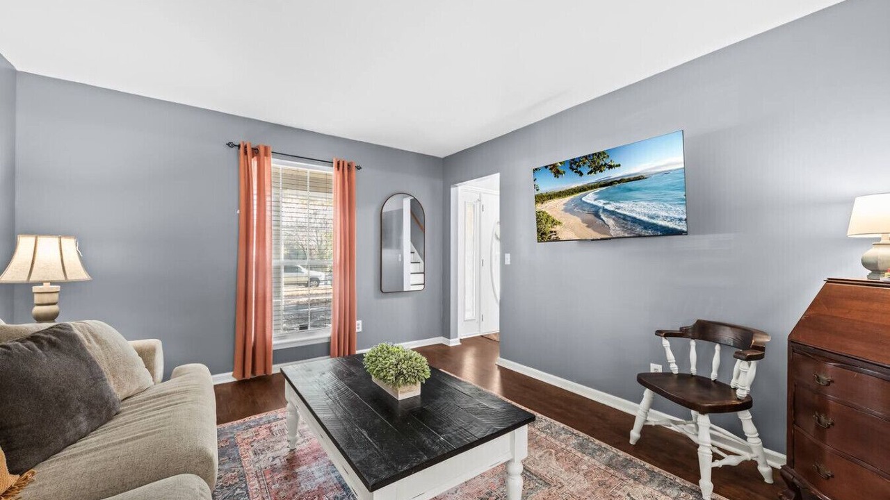 Photo of Livingroom in North Charleston