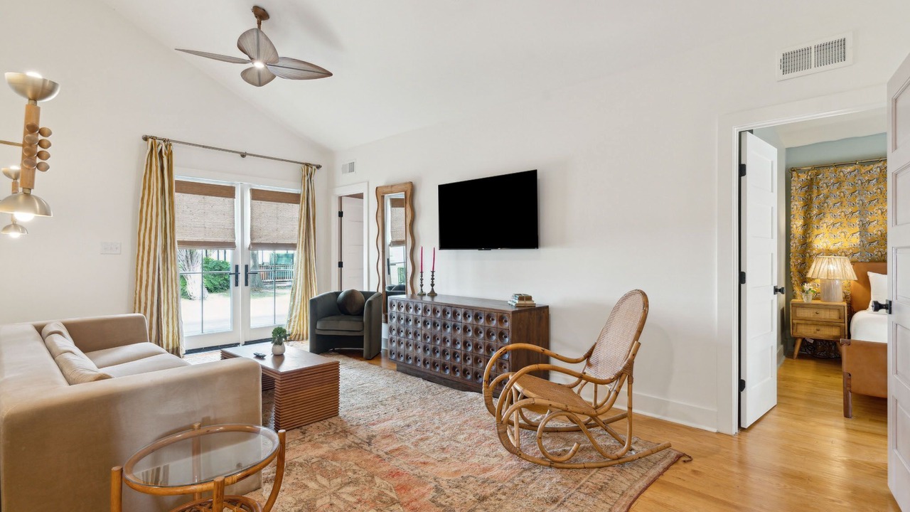 Photo of Livingroom in North Charleston