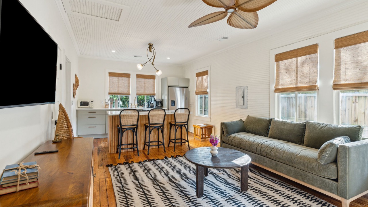 Photo of Livingroom in North Charleston