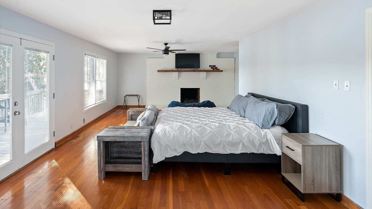 Photo of Bedroom in Belmont