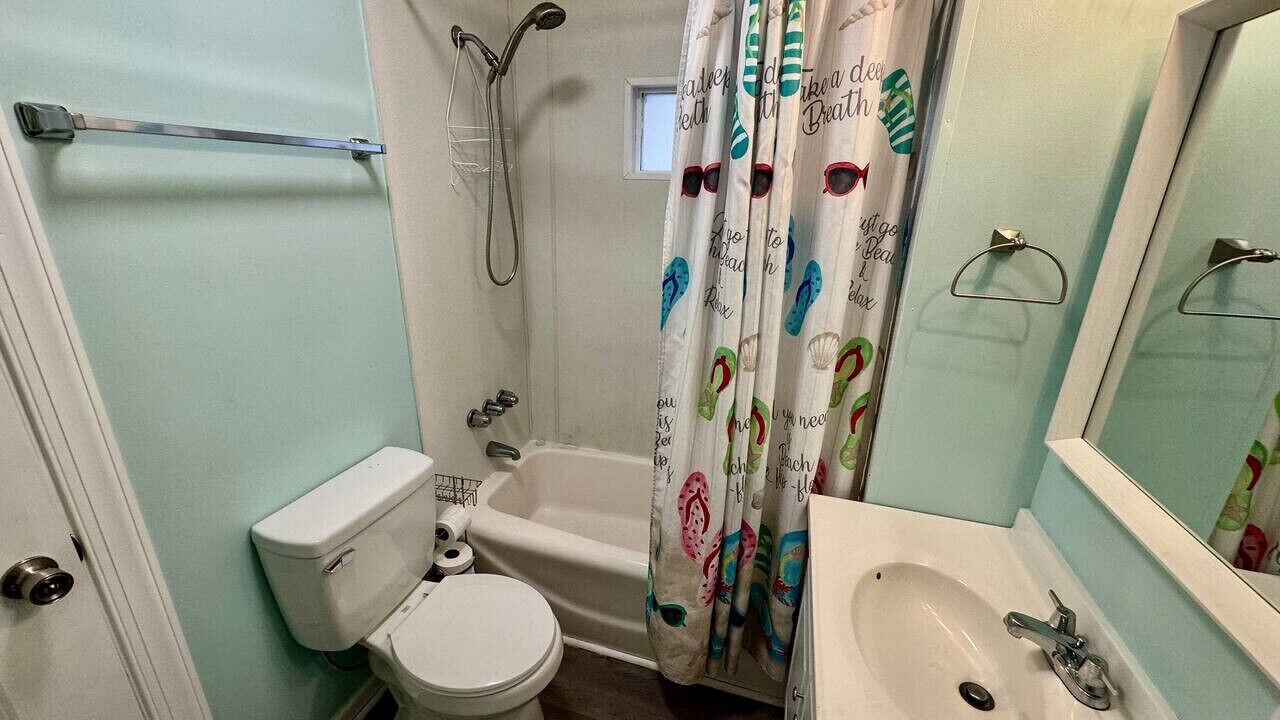 Photo of Bathroom in Surfside Beach