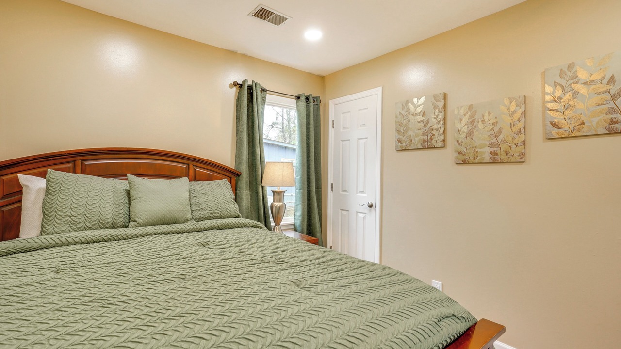 Photo of Bedroom in West Ashley