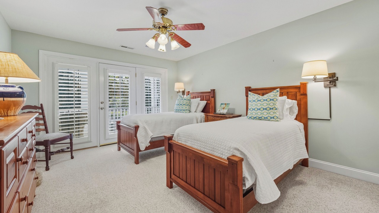 Photo of Bedroom in Debordieu Colony
