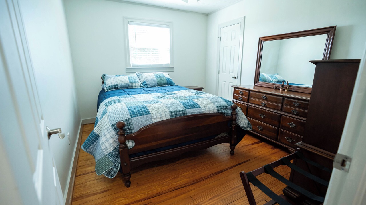 Photo of Bedroom in Sampson County