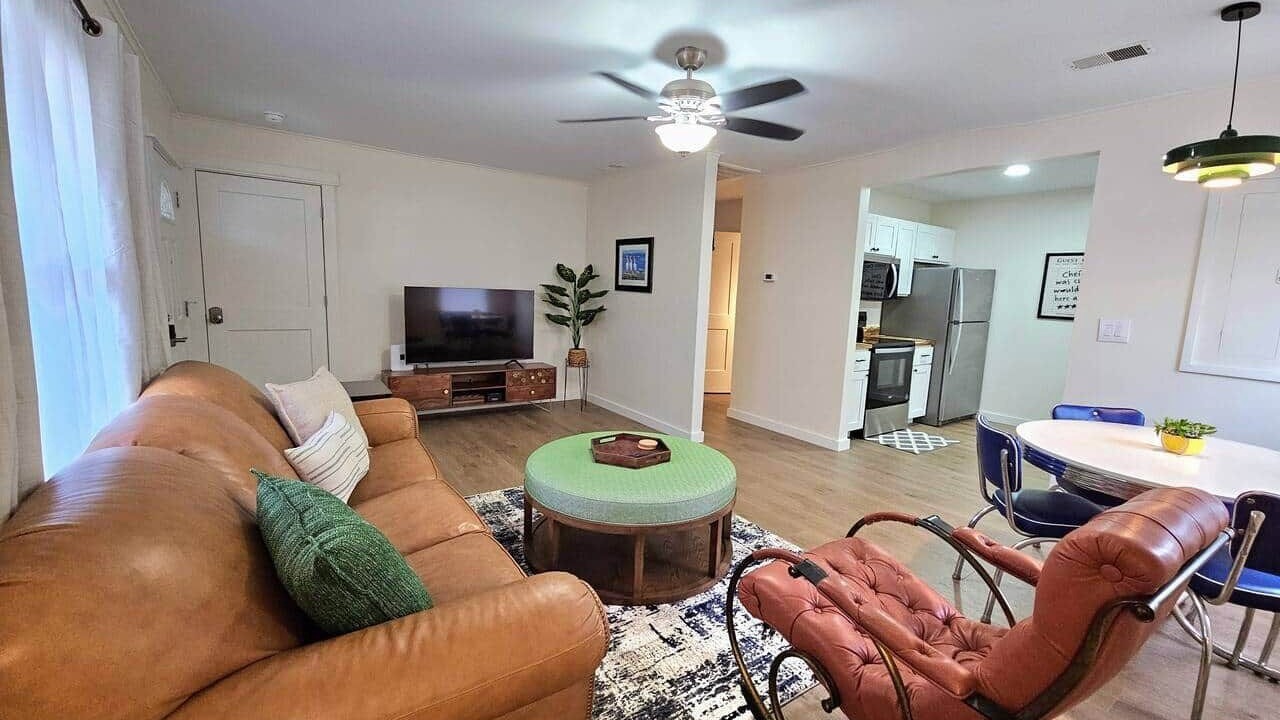 Photo of Livingroom in North Charleston