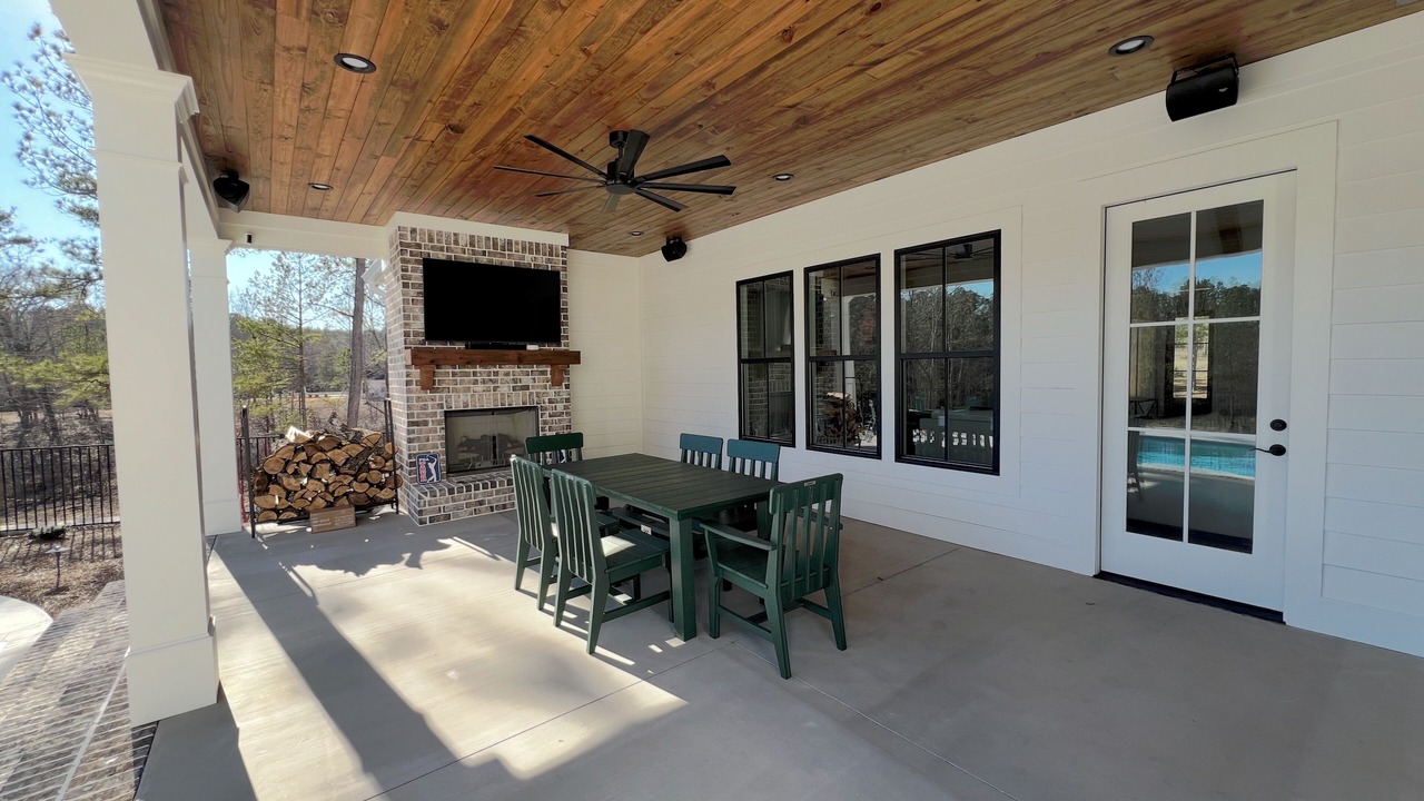 Photo of Outdoor in Appling