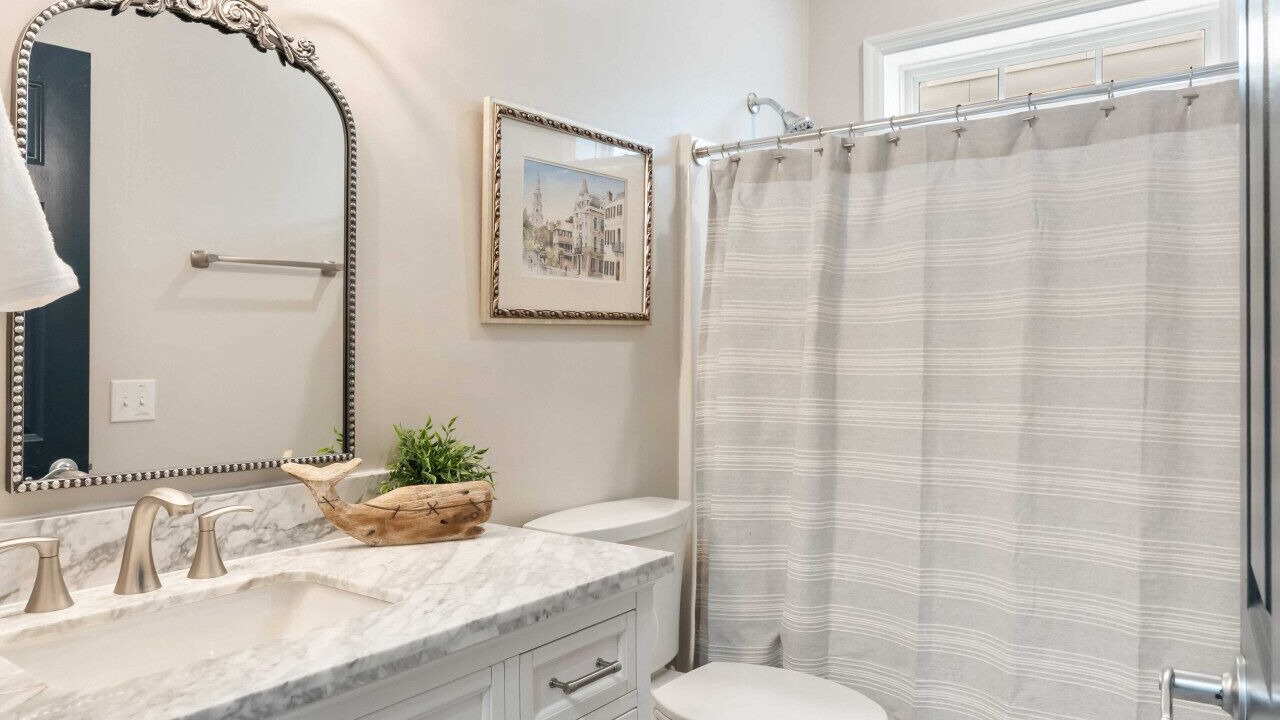 Photo of Bathroom in Waters Edge
