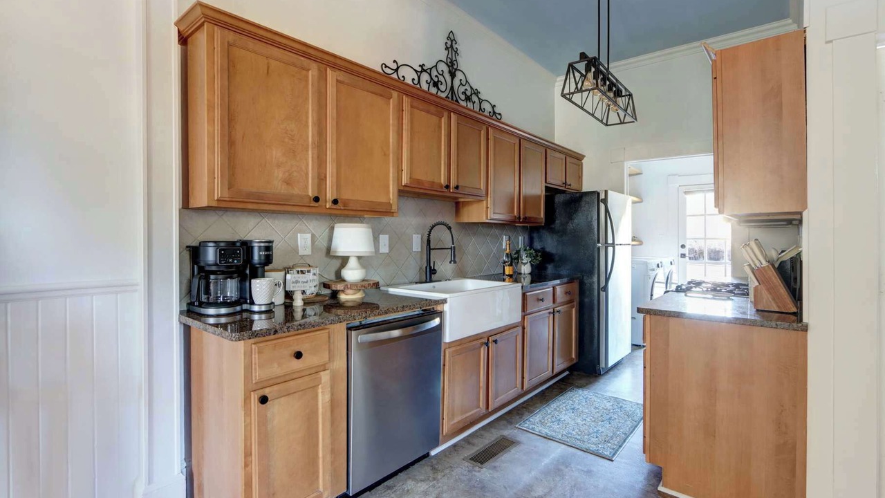 Photo of Kitchen in Beach Institute