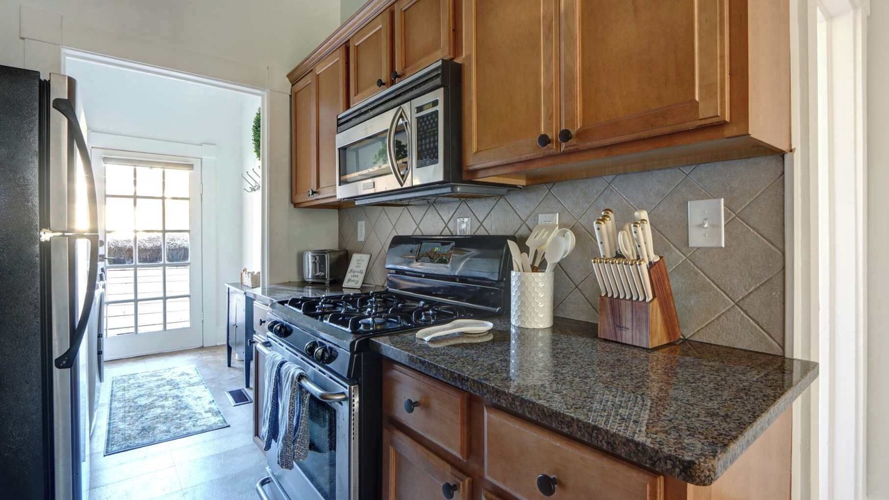 Photo of Kitchen in Beach Institute