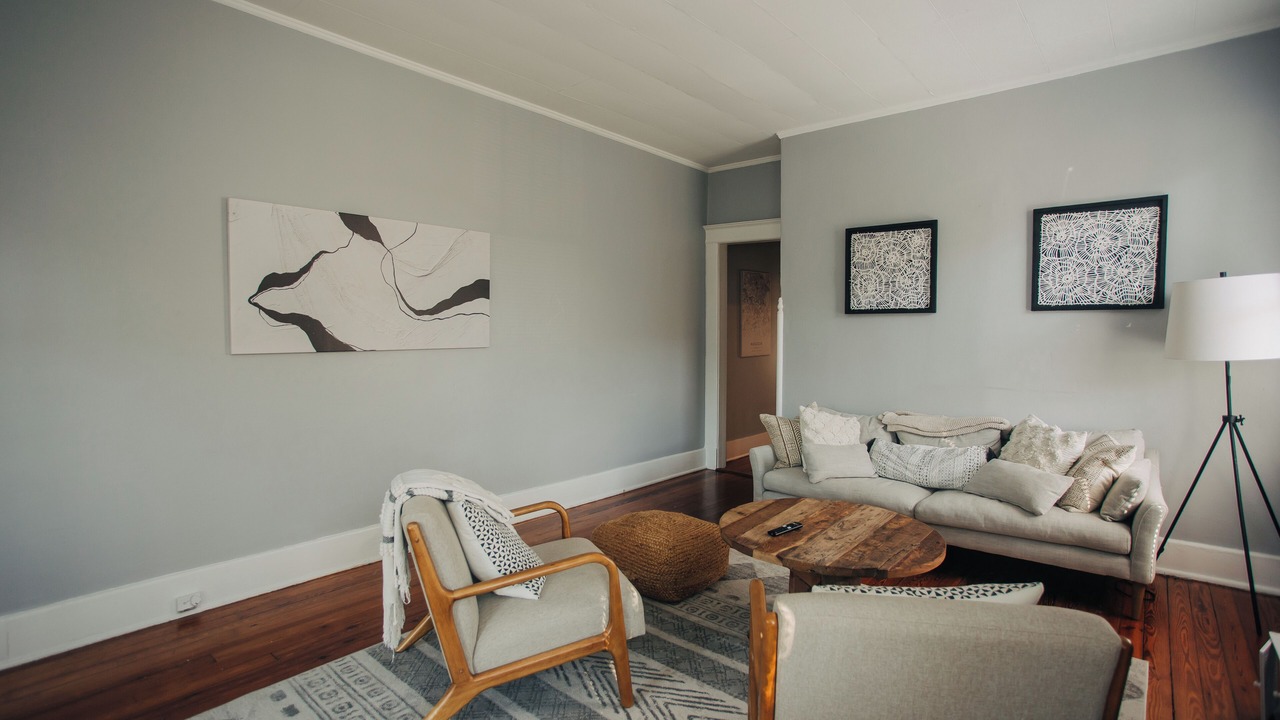 Photo of Livingroom in Midtown