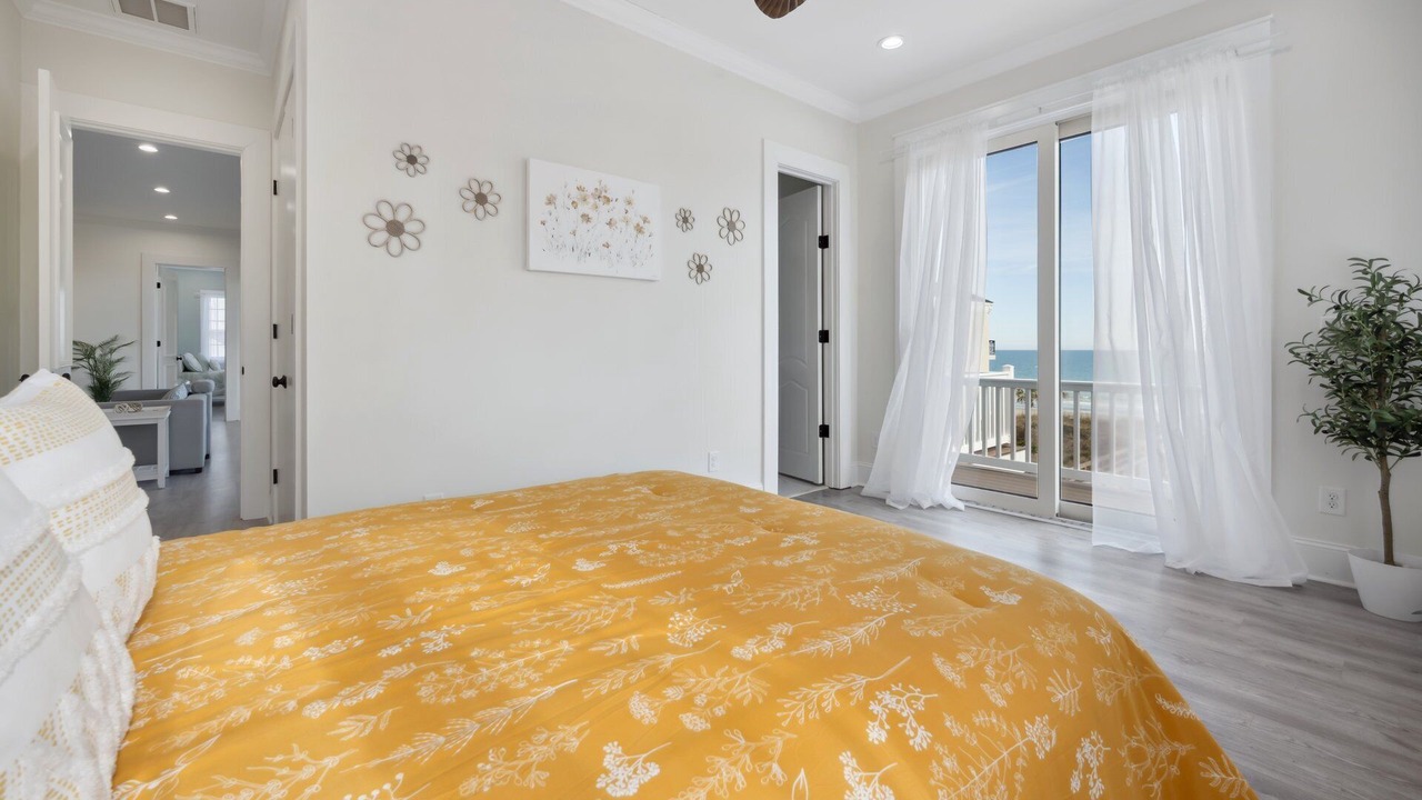 Photo of Bedroom in Debordieu Colony
