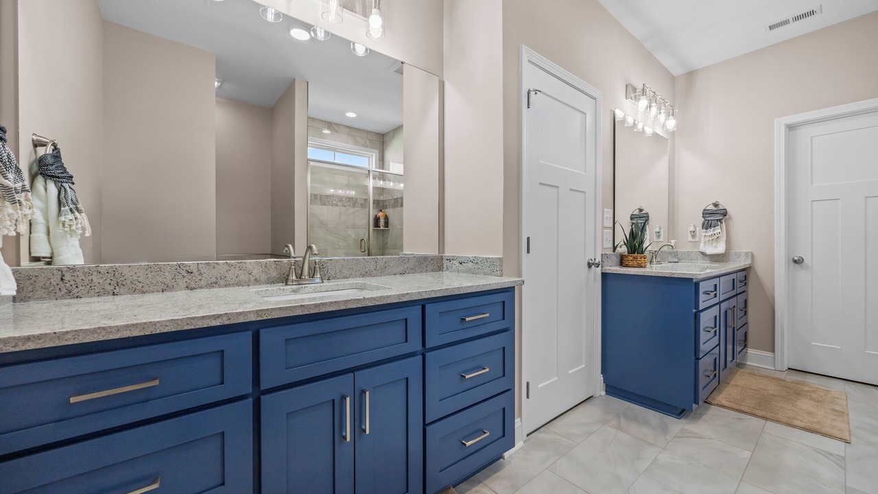 Photo of Bathroom in Kipling
