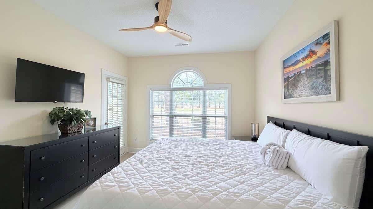 Photo of Bedroom in Central Myrtle Beach