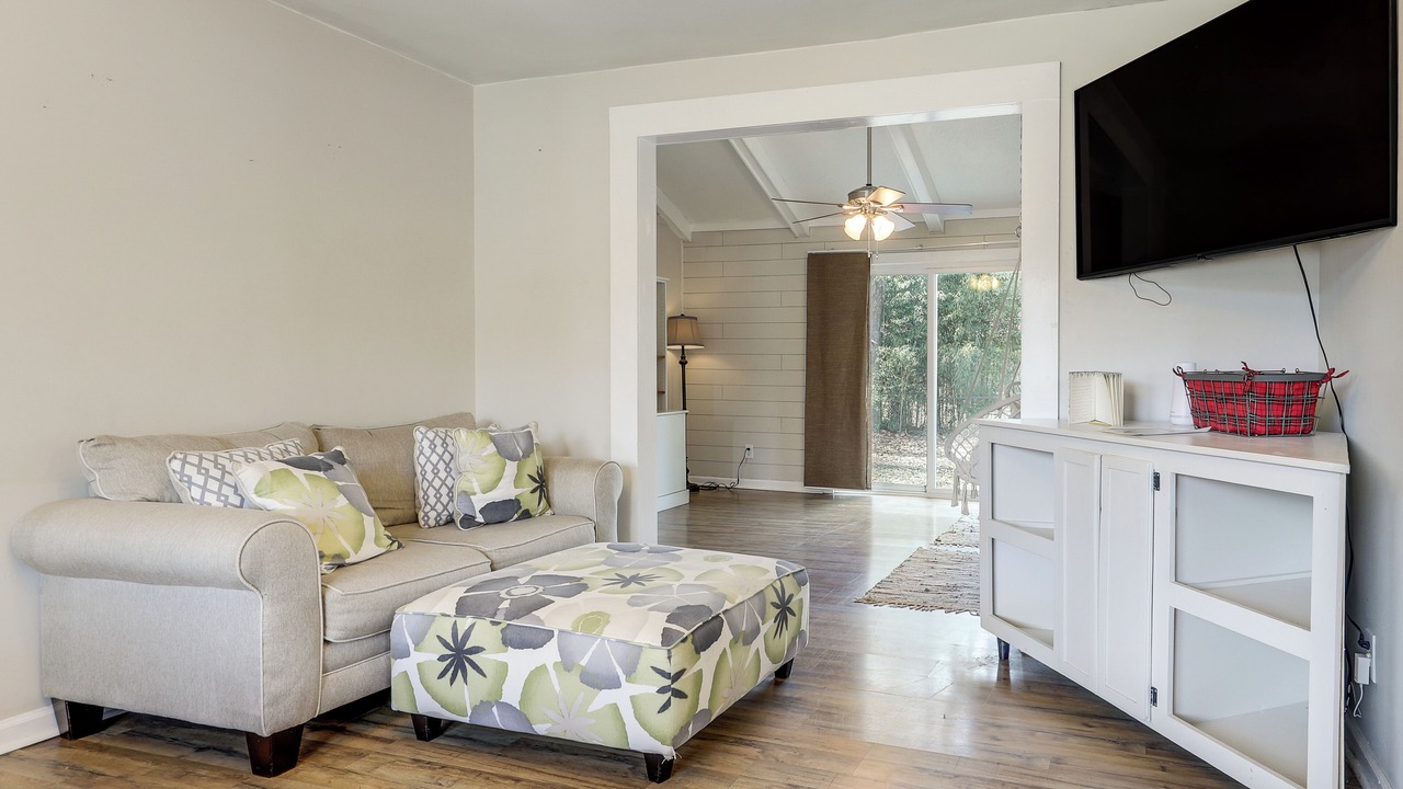 Photo of Livingroom in Ladson