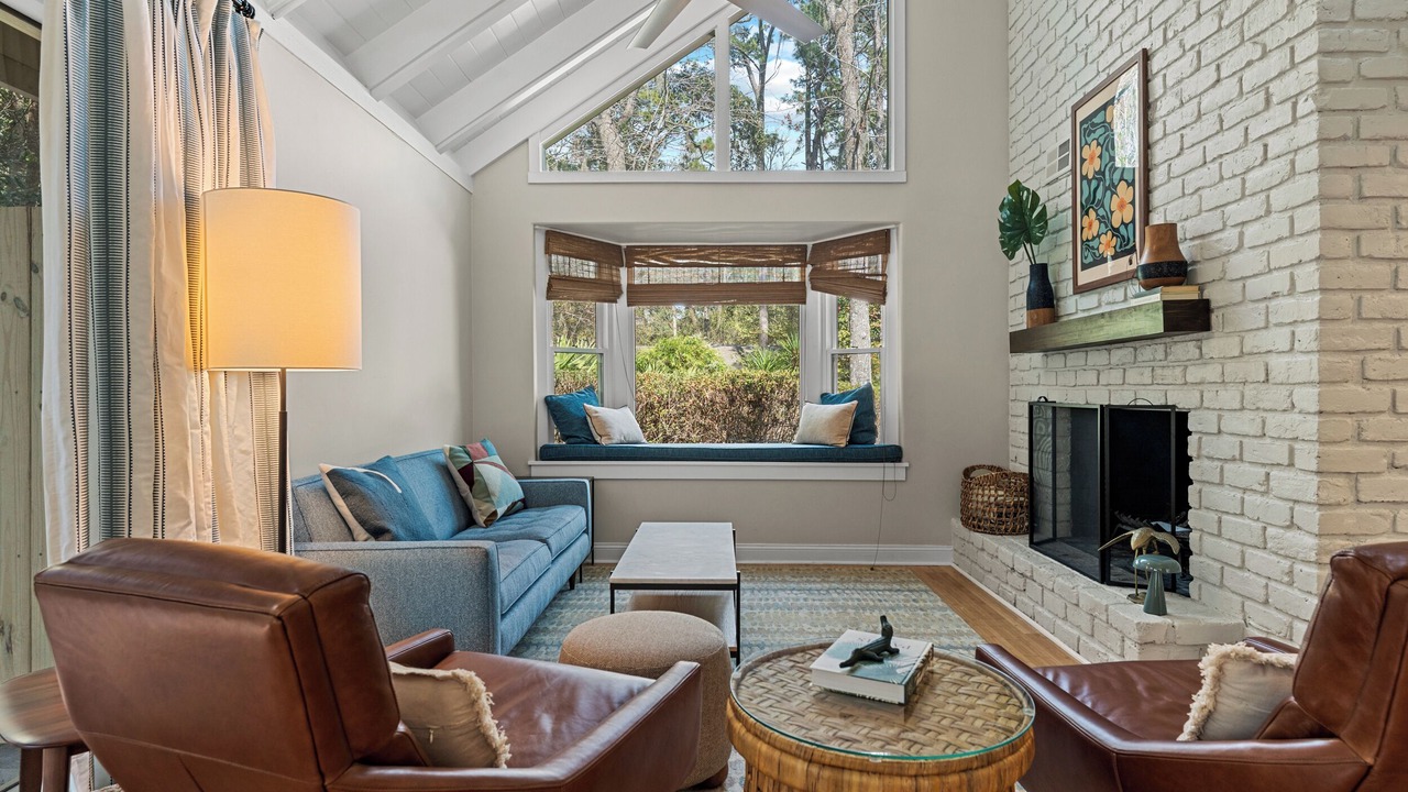 Photo of Livingroom in Lawton Woods