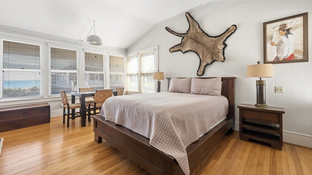 Photo of Bedroom in Debordieu Colony