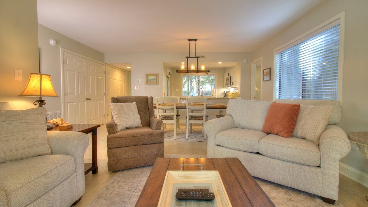 Photo of Livingroom in Arcadian Shores