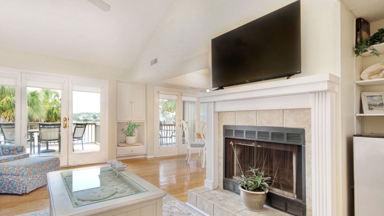 Photo of Livingroom in Litchfield by the Sea