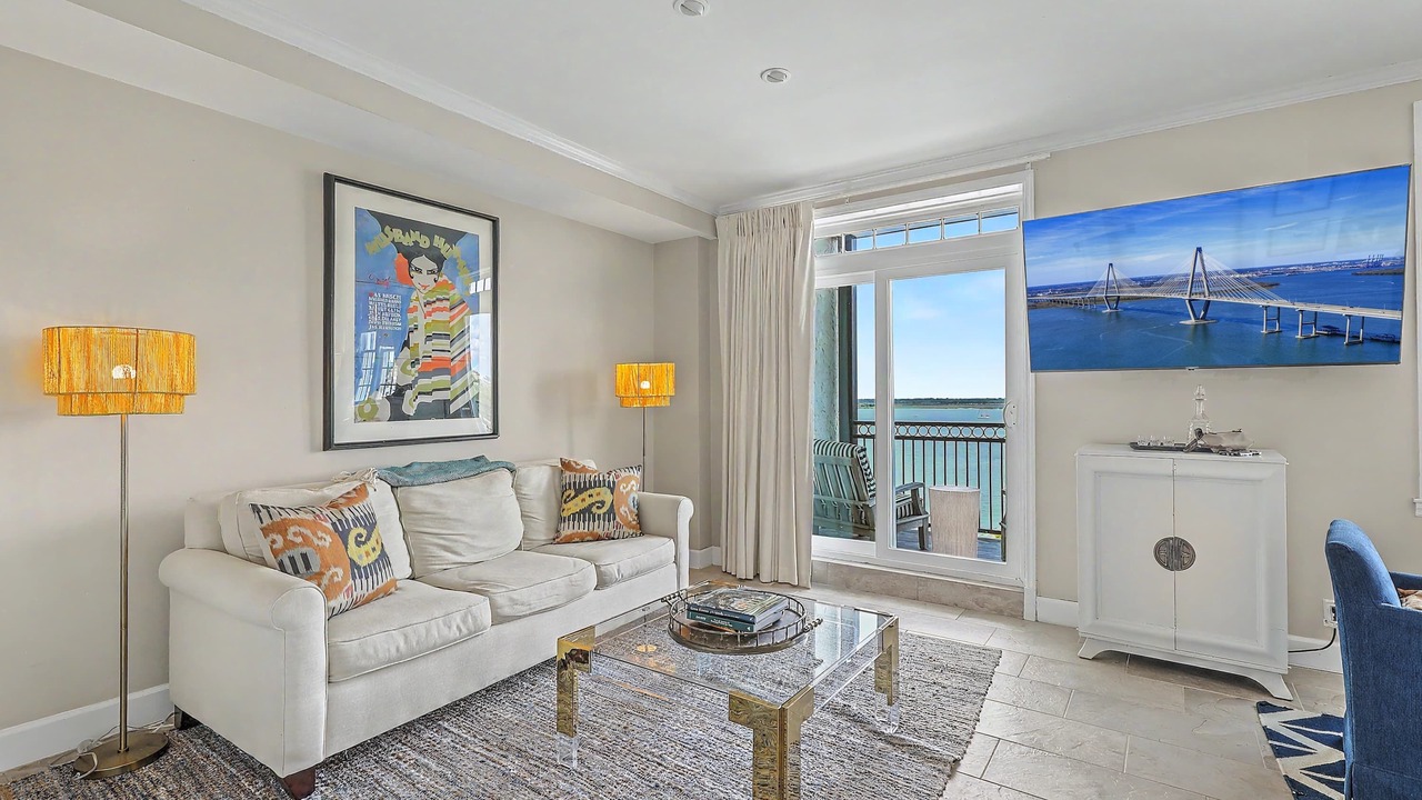 Photo of Livingroom in South of Broad