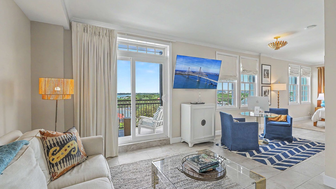 Photo of Livingroom in South of Broad