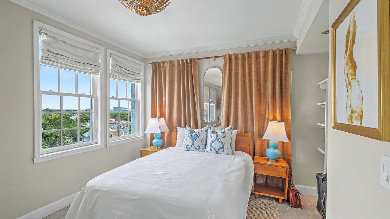 Photo of Bedroom in South of Broad