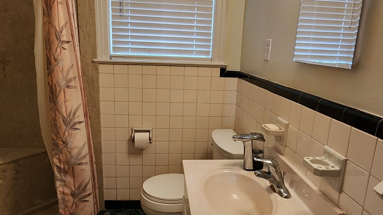 Photo of Bathroom in Savannah