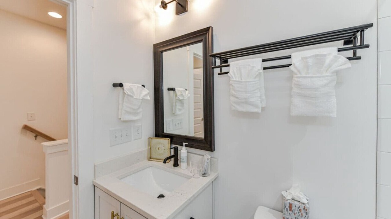 Photo of Bathroom in Plaza Midwood