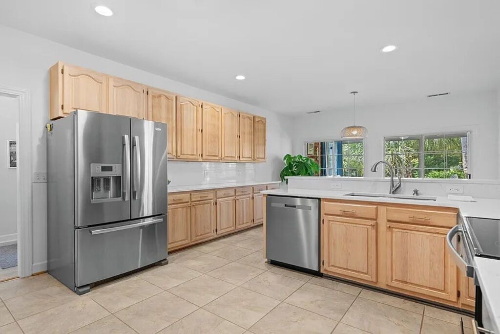 Photo of Kitchen in Arcadian Shores