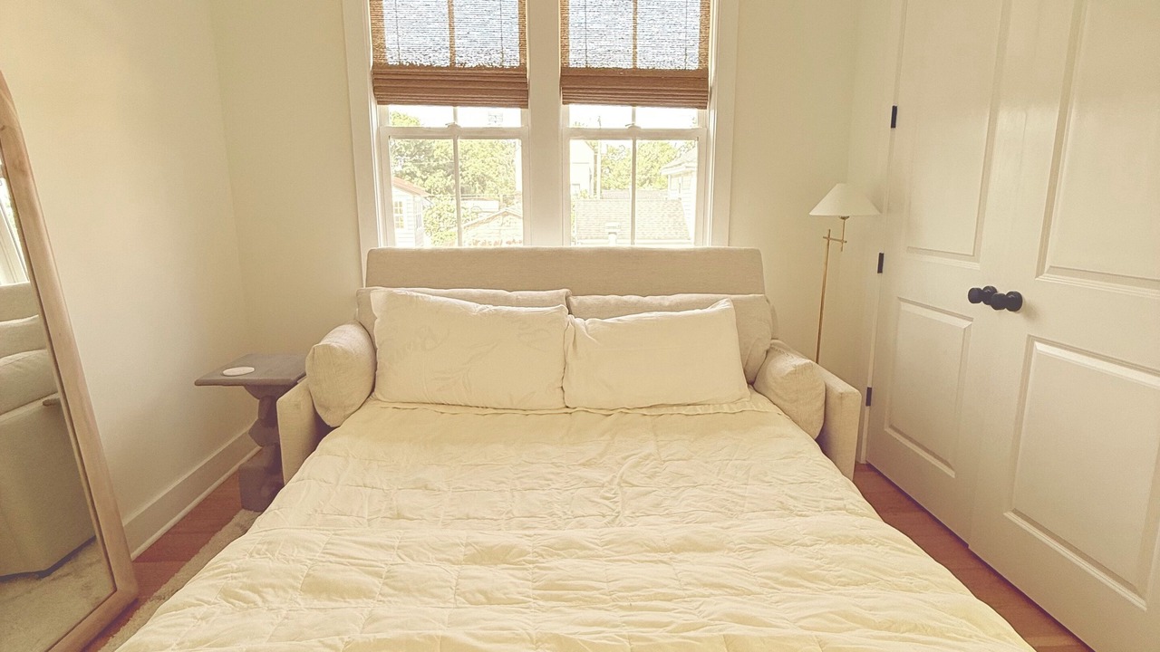 Photo of Bedroom in Westside